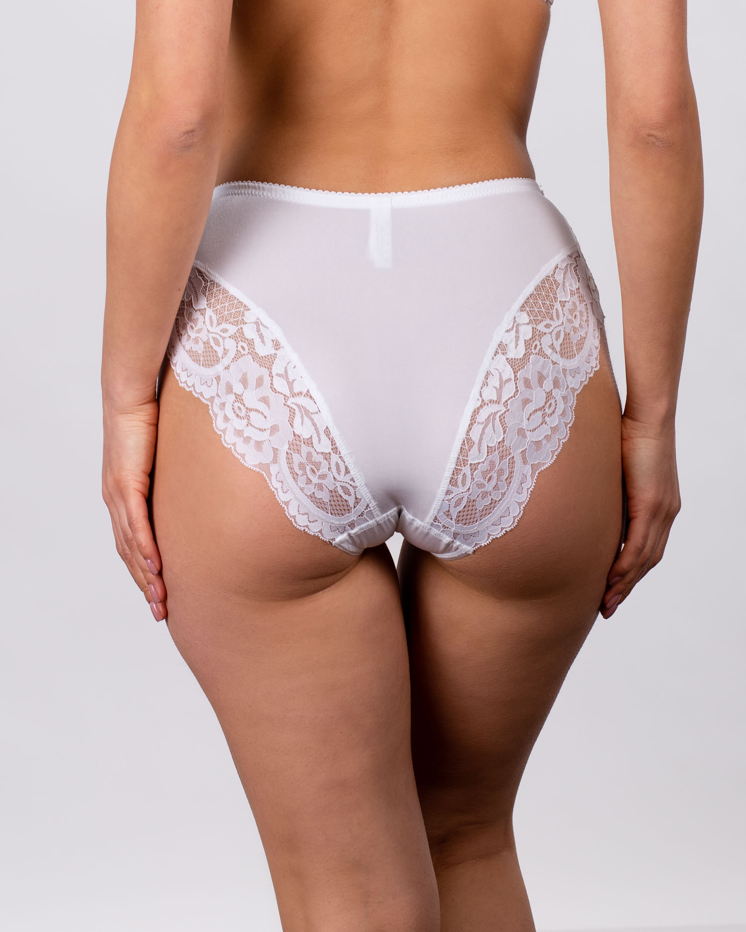 Жіночі труси мікрофібра з мереживом Lanny mode 51171 білі k3637-5